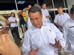 農業部長試圖在六個月內恢復受蘇門答臘災難影響的稻田