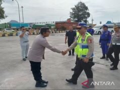 卡科蘭隨後視察了巴考黑尼港口,以確保其做好 2026 年回國的準備。