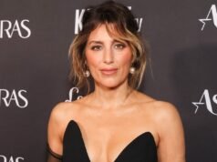 詹妮弗·埃斯波西托被迫搬出她為電影融資而抵押的房子