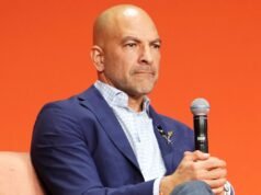 彼得·阿提亞 (Peter Attia) 在出現在愛潑斯坦檔案中後退出哥倫比亞廣播公司新聞 (CBS News) 的職務