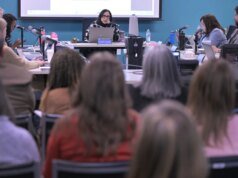 DPS 學校董事會投票決定保留 Kaiser 健康保險