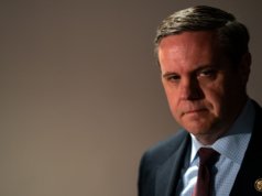 川普在關稅投票後撤回對美國眾議員傑夫·赫德的支持