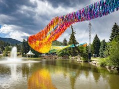 今年夏天,色彩繽紛的漂浮雕塑將飛越丹佛市中心