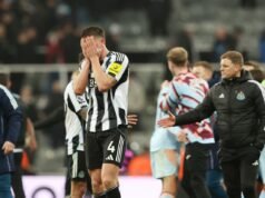 紐卡斯爾沒有抬起頭