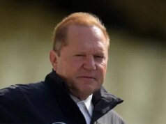 東尼克拉克退出後,美國職棒大聯盟表示,史考特博拉斯表示,美國國家美式足球聯盟應該在勞資戰爭中效仿美國國家美式足球聯盟的模式