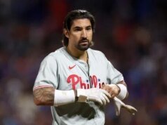 費城人隊主席澄清對尼克·卡斯特拉諾“啤酒門”醜聞的立場,奧托·坎普的妻子傷心欲絕