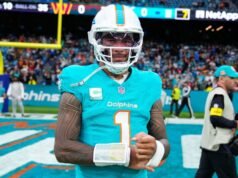 報告:紅雀隊、海豚隊探索首發四分衛的交易選擇