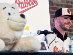 皮特·阿隆索在大都會隊長期任職後,在金鶯隊春訓中首次打出全壘打