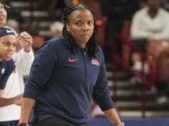 在網上強烈反對後,Ole Miss HC 跳出來澄清有爭議的 SEC 錦標賽評論