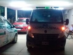 Añatuya:一名摩托車手在7號公路上滑倒後不得不住院治療