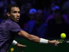 菲利克斯·阿加爾-阿利亞西姆在杜拜半決賽中被丹尼爾·梅德韋傑夫淘汰