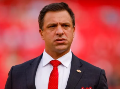 布雷特·維奇宣布酋長隊在減輕帕特里克·馬霍姆斯工作量的努力中草案計劃遭遇重大挫折