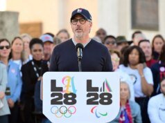 吉斯萊恩·麥克斯韋 (Ghislaine Maxwell) 發郵件後,凱西·沃瑟曼 (Casey Wasserman) 出售了經紀公司:報告