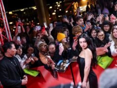 Charli xcx 在柏林電影節上以一部新的紀錄片結束了“淘氣的夏天”季