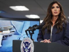 國土安全部關閉威脅到機場延誤和美國聯邦救災。