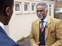 迪亞·穆德利在布里斯托爾被捕後等待可能的指控