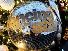 羅伯特·赫賈維克和金·約翰遜·喬什談論他們的愛情故事