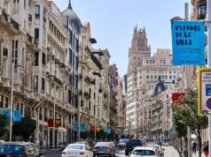 他們找到了重新陷入住房危機的方法:他們出售房間而不是公寓或房屋