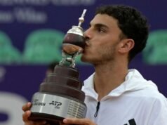 弗朗西斯科·塞倫多洛 (Francisco Cerundolo) 榮獲 2026 年阿根廷公開賽冠軍