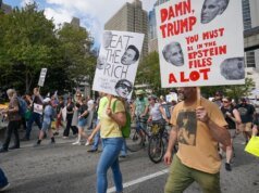 杰弗裡·愛潑斯坦給美國人帶來了共同的敵人