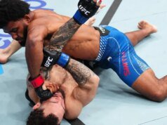 UFC 休斯頓影片:雅各布史密斯 (Jacob Smith) 殘酷地擊倒喬賽亞哈雷爾 (Josiah Harrell)