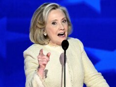 柯林頓指責共和黨選民法案針對已婚婦女——共和黨人稱其為“無稽之談”