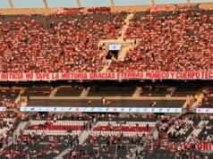 為加拉多鼓掌並為團隊吹口哨:紀念碑在娃娃的告別中佔據一席之地