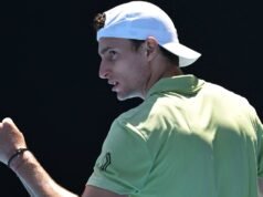 烏戈·亨伯特終結了斯特凡諾斯·西西帕斯在迪拜 ATP 巡迴賽上的衛冕之路