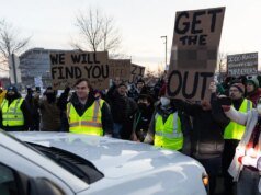 內維爾·羅伊·辛厄姆在議會審判中被指控運營“中共網絡”