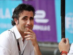 托尼·斯圖爾特在代托納復出幾天后,賽車運動傳奇人物宣布重返納斯卡