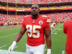 克里斯·瓊斯在酋長隊休賽期中發表了超級碗聲明