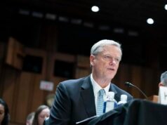 查理貝克表示支持「瘋狂三月」擴張後,NCAA 球迷紛紛發聲