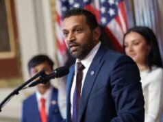 聯邦調查局局長澄清冬奧金牌後與美國隊更衣室慶祝活動