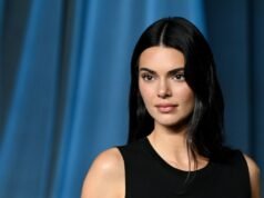 肯德爾詹納 (Kendall Jenner) 只穿著丁字褲和胸罩展示了她可愛的姿勢