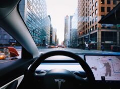 特斯拉被判對與 Autopilot 相關的事故負責