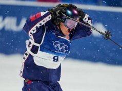 奧運新聞:麥克正手奪得男子大空中自由式滑雪決賽銀牌