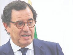 卡斯特羅·阿爾梅達建議家庭使用一月份的工資,直到緊急資金到達