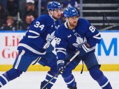 尼蘭德重返訓練,楓葉隊專注於艱難的攀登