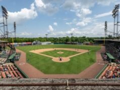 彭薩科拉藍瓦胡隊 (Pensacola Blue Wahoos) 將於 2026 年首次在伯明罕歷史悠久的里克伍德球場 (Rickwood Field) 進行比賽。