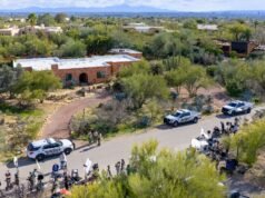 警方表示,連夜行動發出了搜查令,但沒有逮捕任何人