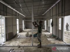 儘管下雨,斯捷潘的避難所建設仍在快速進行