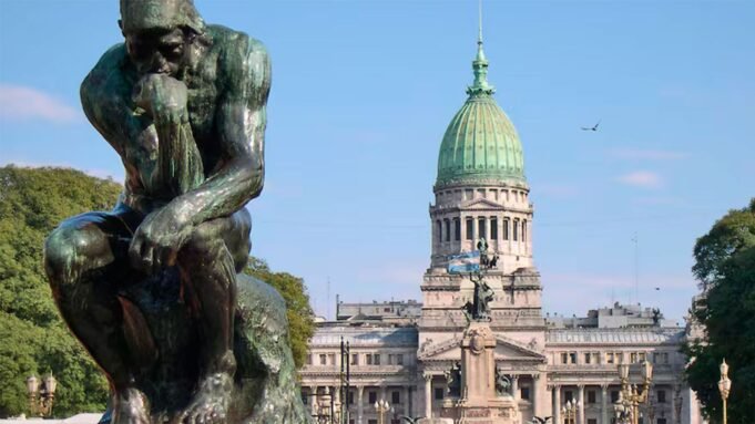 replica-pensador-rodin-544485-045837.jpg