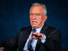 肯尼迪宣布撥款 1 億美元用於無家可歸者和毒品計劃