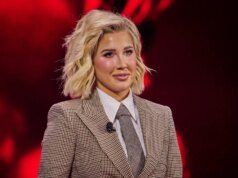 聯合主持人警告薩凡納·克里斯利不要理會網上的仇恨評論。