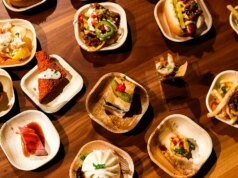 李維斯體育場 (Levi’s Stadium) 的超級碗 LX 菜單包括 180 美元的漢堡和 40 美元的蟹肉玉米片。