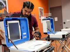 備受爭議的德州初選開始提前投票。