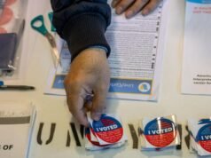 由於川普的批評、重新劃分選區以及對 ICE 的恐懼,選民對美國選舉的信心正在下降