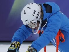 為什麼奧運滑雪選手在比賽前閉上眼睛、揮桿和移動