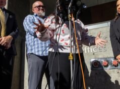 洛杉磯聯合學區借款 2.5 億美元解決性虐待索賠 — 先前為 5.5 億美元