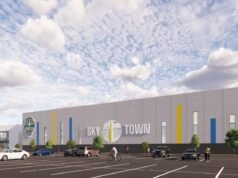 首席執行官亞當·福克斯表示,天空電視台的新訓練設施將於春末“投入運營”